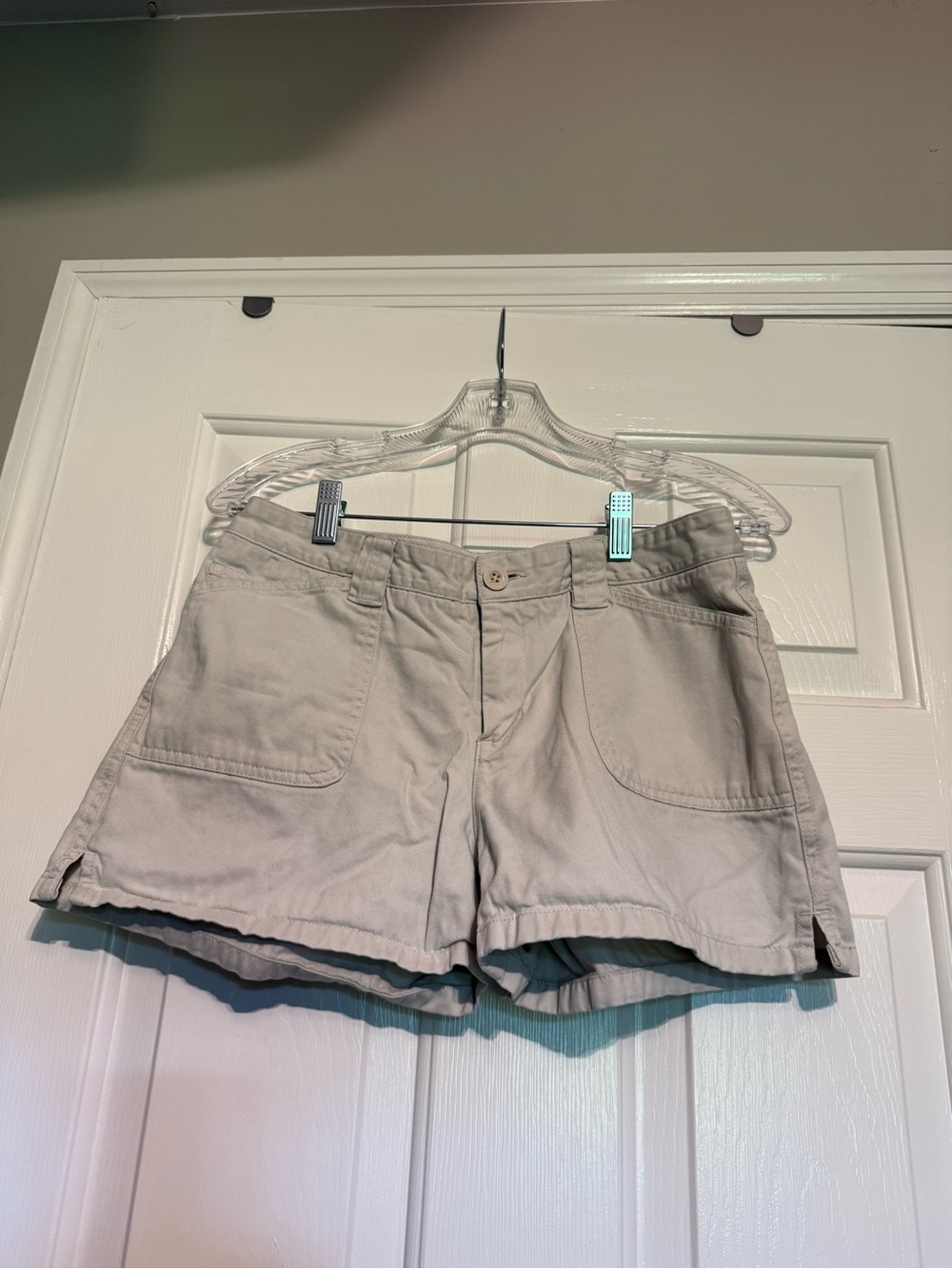 Old Navy Women's Light Beige Casual Shorts